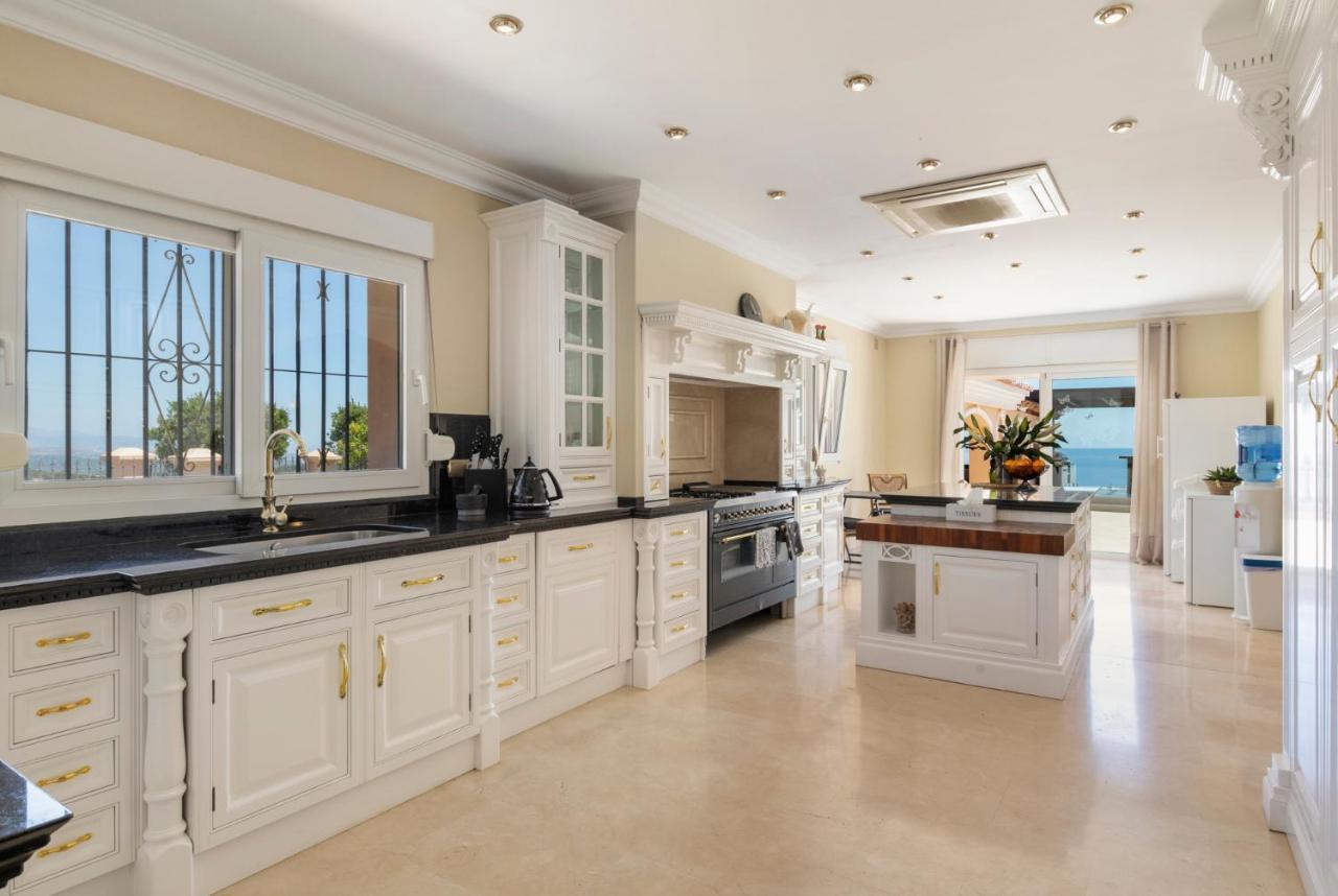 Luxury Villa Bellagio Estepona (Adults Only) Extérieur photo